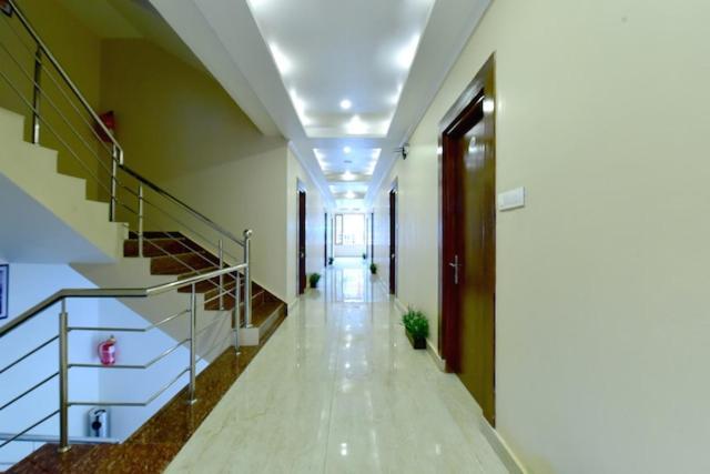 Hotel Bodh International Manāli Extérieur photo