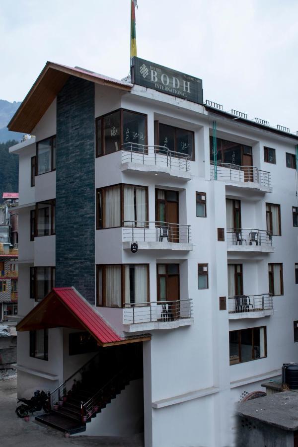 Hotel Bodh International Manāli Extérieur photo