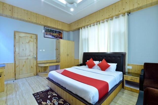 Hotel Bodh International Manāli Extérieur photo